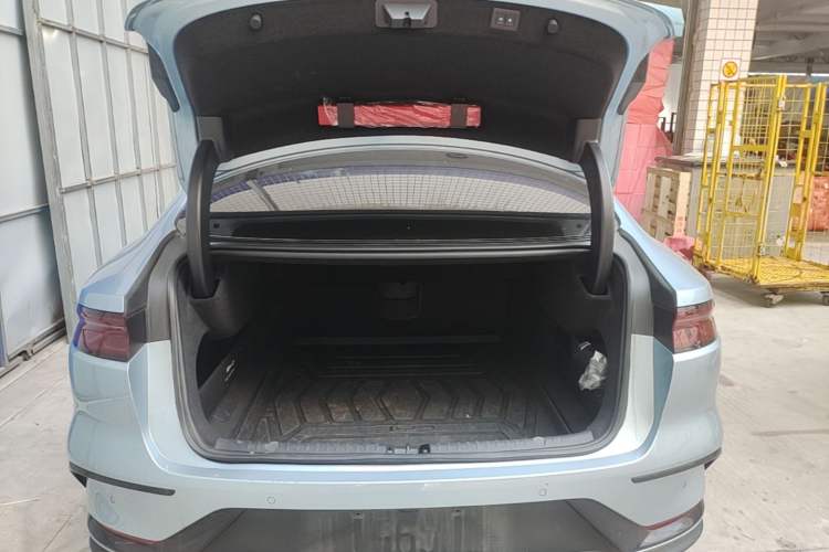 Used BYD Han 2023 DM-i Champion Edition 121KM Prestige Model