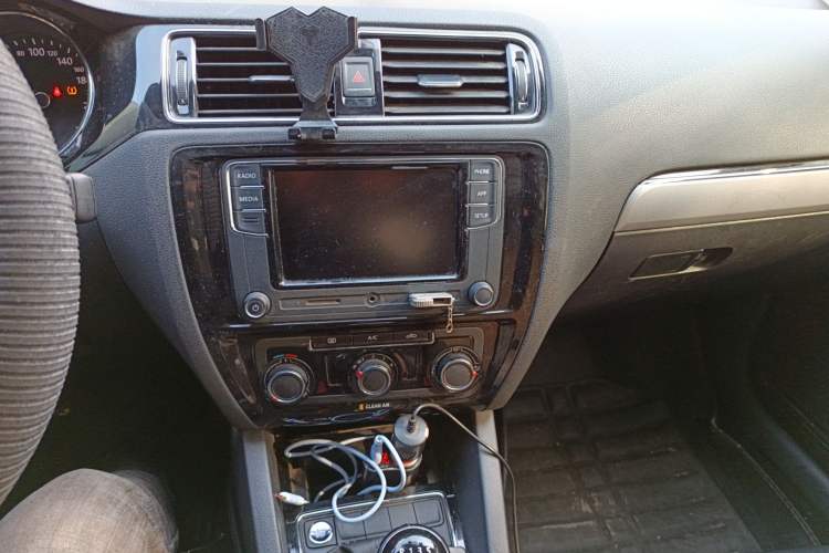 Used Volkswagen Sagitar 2018 1.6L Manual Comfort Model
