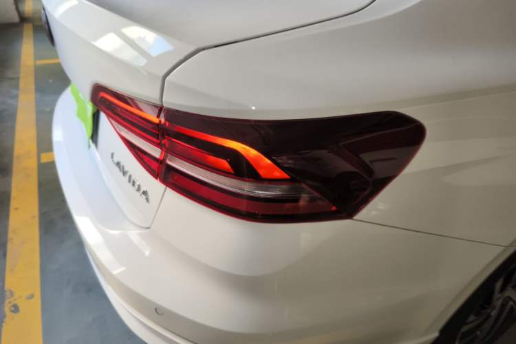 Used Volkswagen Lavida 2022 280TSI DSG Comfort Edition Right Rear Taillight