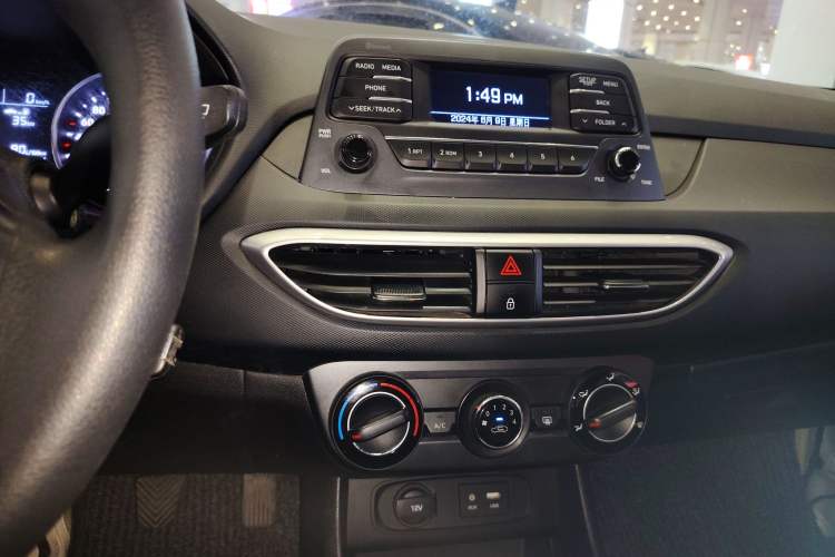 Used Hyundai Celesta 2017 1.6L Manual Enjoyment Edition GLS