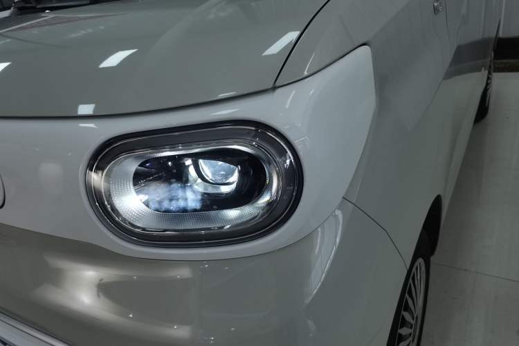 Used Wuling Hongguang MINIEV 2024 3rd Generation 215km Youth Edition Left Front Headlight