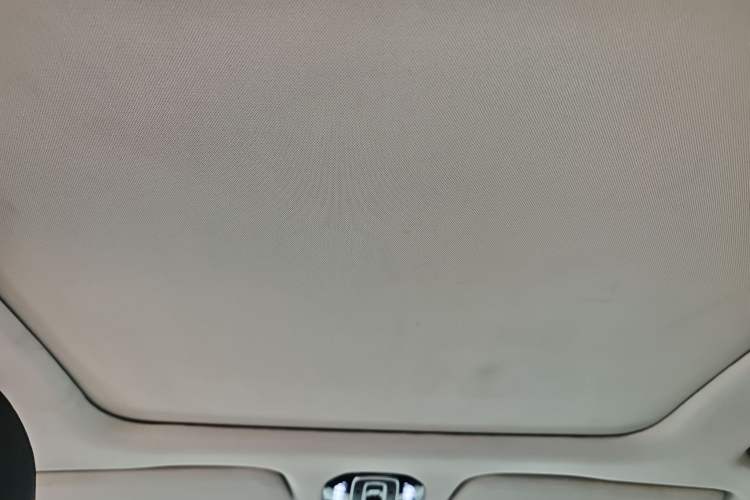 Used AION V 2020 70 Smart Technology Edition Headliner