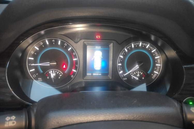 Used Haval H2 2016 Red-Label 1.5T Manual Two-Wheel Drive Luxury Model