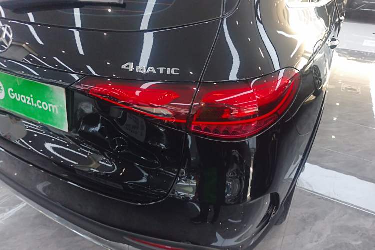 Used Mercedes-Benz GLC 2025 Refreshed GLC 300 L 4MATIC Dynamic Version 5 Seats
