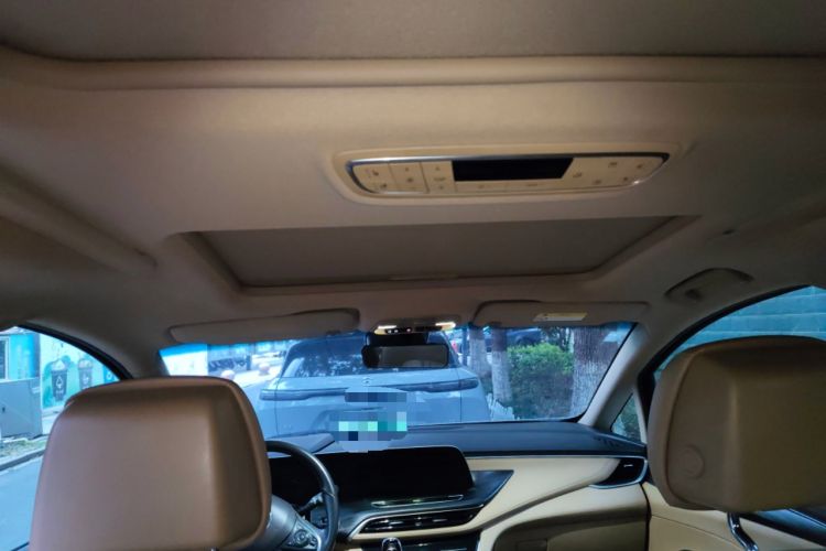 Used Buick GL8 2020 ES Land Cruiser 653T Luxury Model
