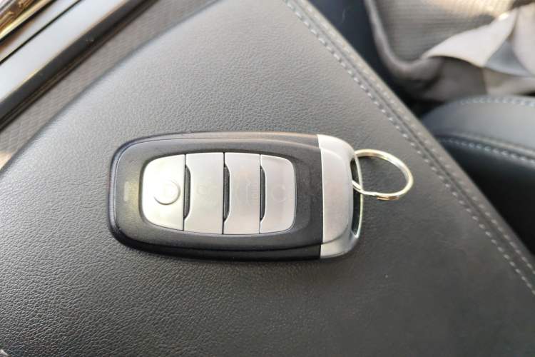 Used Hongqi H5 2022 Classic Model 1.8T Automatic Smart Connect Flagship Edition