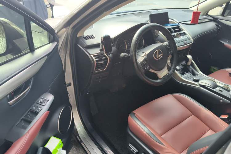 Used Lexus NX 2015 200T All-Wheel-Drive Fēngshàng Edition
