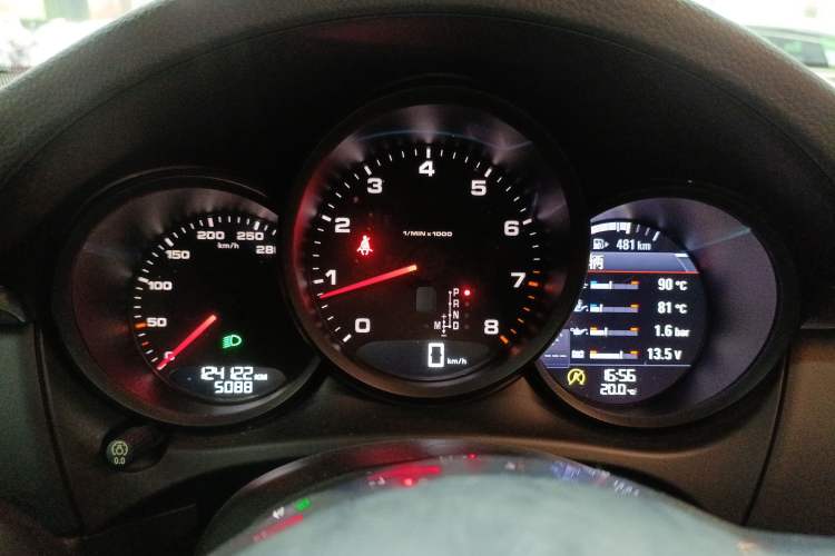 Used Porsche Macan 2016 Macan 2.0T Instrument Cluster