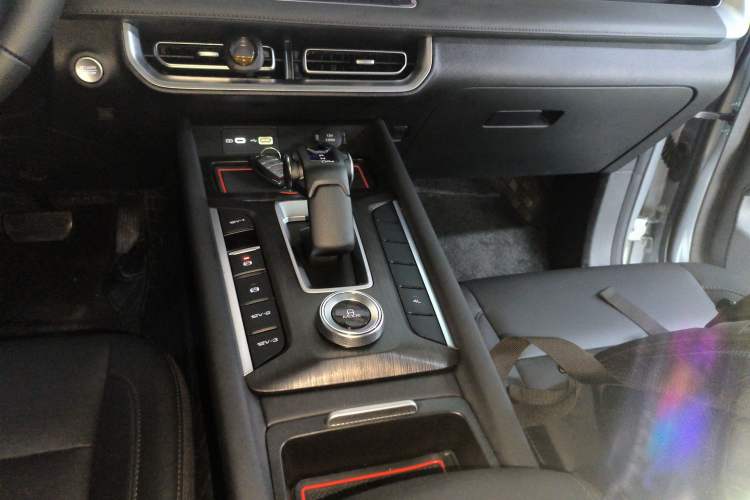 Used Great Wall Poer 2023 2.0T Passenger Version Automatic Diesel 4x4 Comfort Trim – GW4D20M