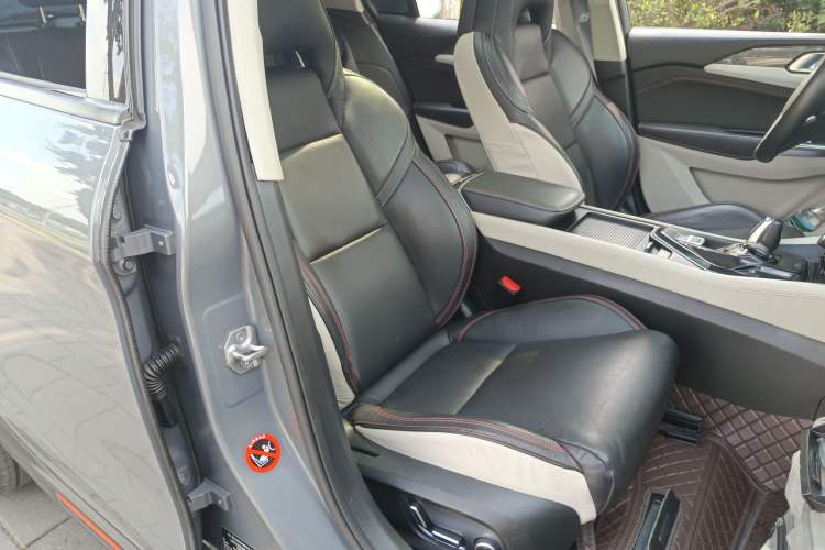 Used Lynk & Co 02 2018 1.5T DCT Two-Wheel Drive Zhaopu Version China V Standard