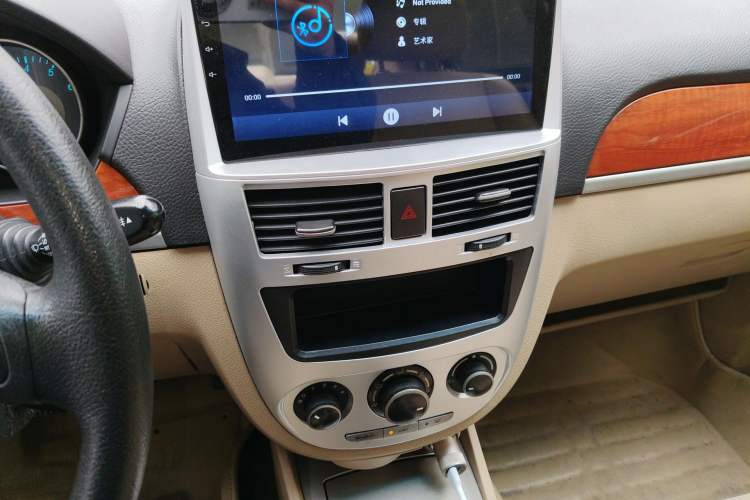 Used Buick Excelle 2011 1.6 LX-MT