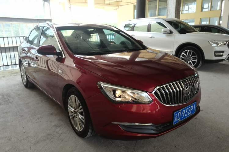 Used Buick GT 2017 15N Automatic Elite Version Front Right 45 Deg