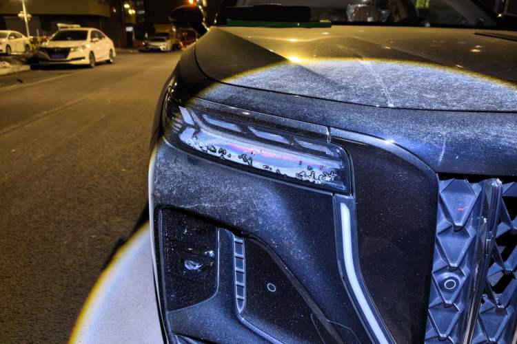 Used Hongqi H9 2025 Model Facelifted 2.0T Two-Wheel Drive Flag-Style Private Enjoyment Fashion Edition, 5 Seats
