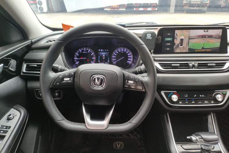 Used CHANGAN Ruicheng CC 2022 Blue Whale Edition 1.5T DCT Luxury Model
