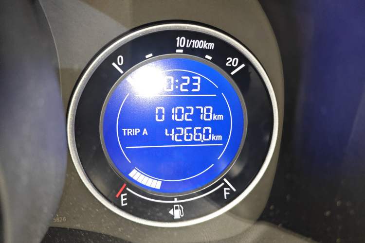 Used Honda Fit 2016 1.5L LXS CVT Comfort Sunroof Version
