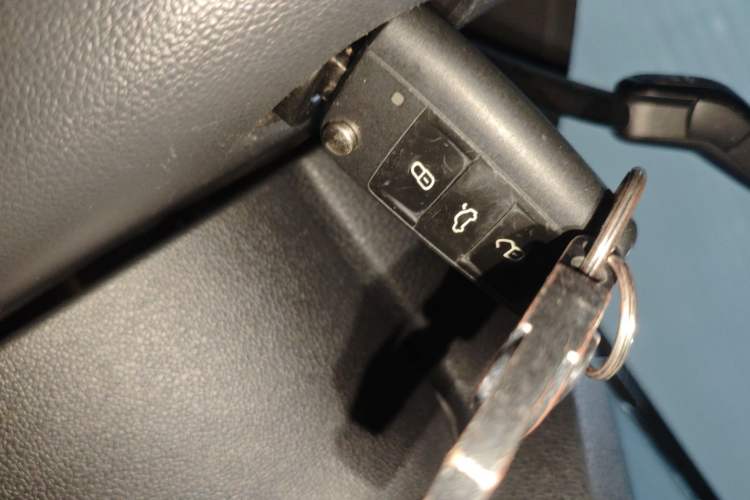 Used Volkswagen Golf 2015 1.6L Automatic Comfort Model Interior 1