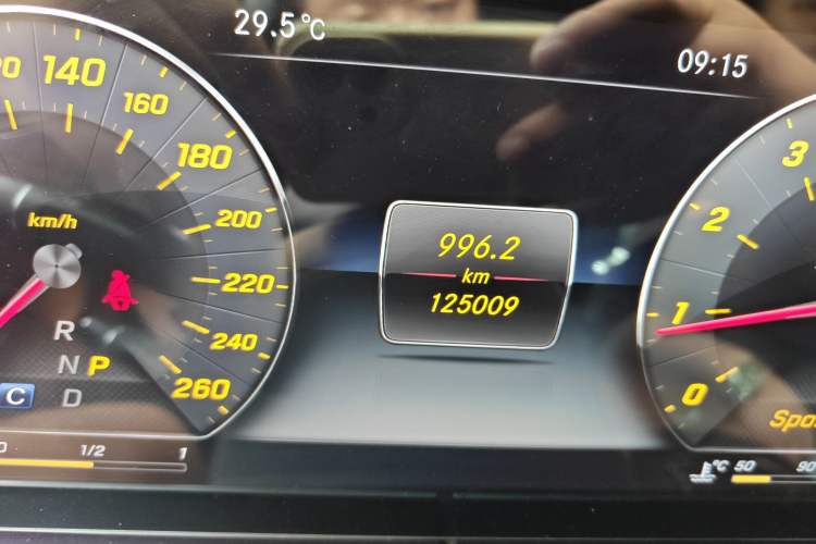 Used Mercedes-Benz E-Class 2017 Facelift E 200 Sport 4MATIC
