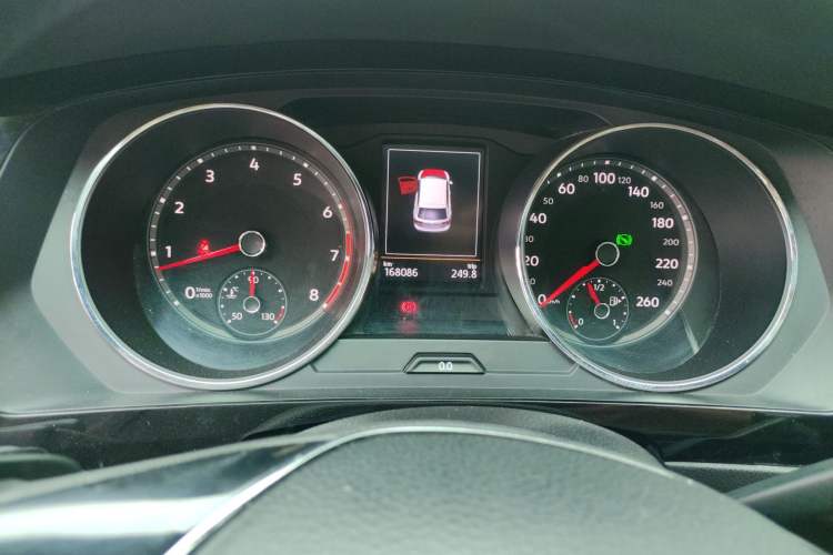 Used Volkswagen Tiguan L 2018 330TSI Automatic Two-Wheel Drive Luxury Edition Instrument Cluster