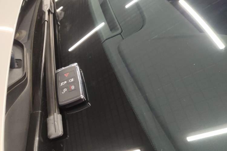 Used Land Rover Range Rover Evoque 2022 Aurora L 249 PS R-Dynamic Luxury Edition