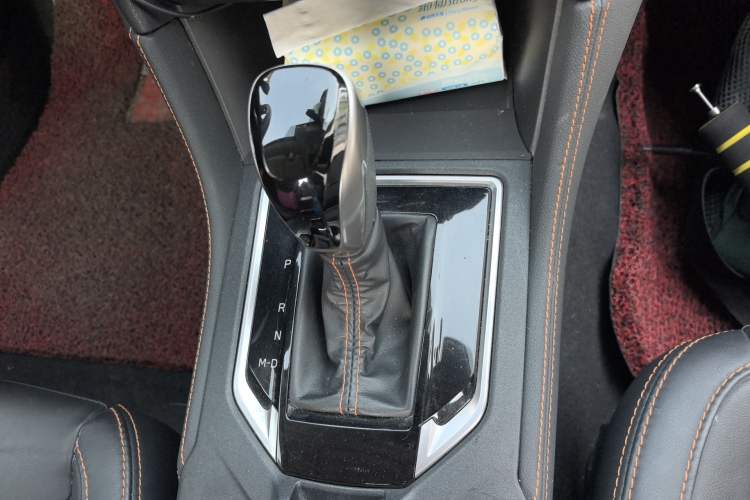 Used Subaru XV 2018 2.0i All-Wheel-Drive Prestige Edition with EyeSight Gear Lever