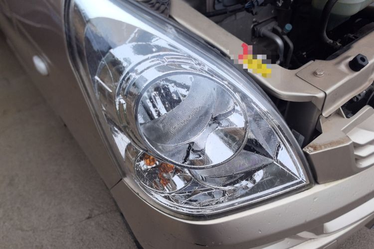 Used Wuling Rongguang S 2022 1.2L Base Version 5-Seater LSI Right Front Headlight
