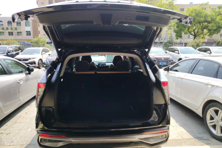 Used Geely Auto FX11 2023 1.5TD DCT Prestige Edition
