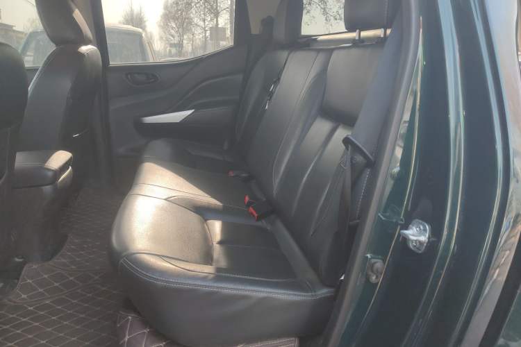 Used Dongfeng Ruichi 6 2021 2.3T Manual Two-Wheel Drive Diesel Standard Version with Long Cargo Bed M9T