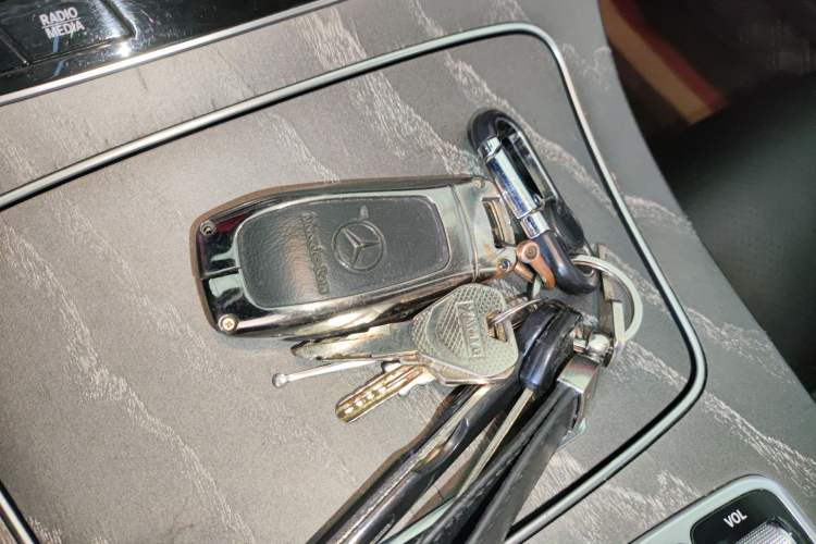 Used Mercedes-Benz E-Class 2021 E 300 L Sporty and Stylish Model
