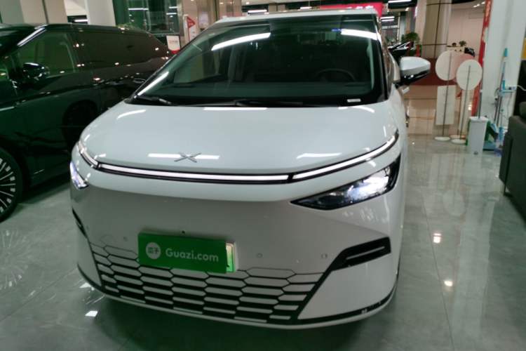 Used XPeng X9 2025 740 Ultra-Long Range Max