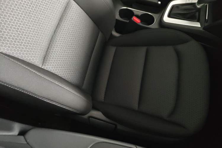 Used Hyundai Elantra (6th Generation / Lingdong) 2016 1.6L Automatic ZhiXuan – Elite Version
