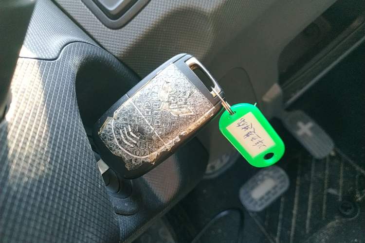 Used Wuling Hongguang MINIEV 2021 Macaron Premium Model – Lithium Iron Phosphate
