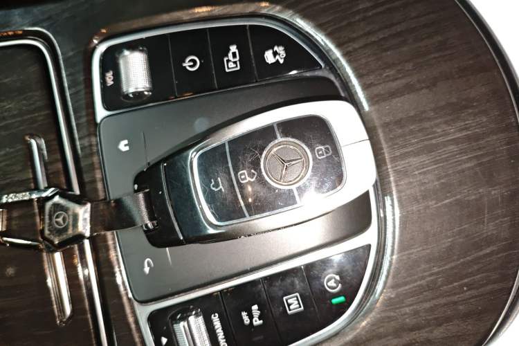 Used Mercedes-Benz GLC 2022 Facelifted GLC 260 L 4MATIC Dynamic Edition Interior 1