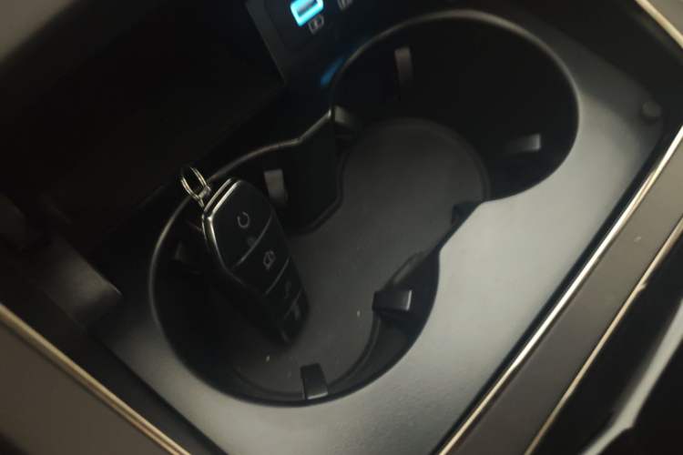 Used BYD Han 2025 DM-i Intelligent Driving Edition 125KM LiDAR Flagship Model Vehicle Key