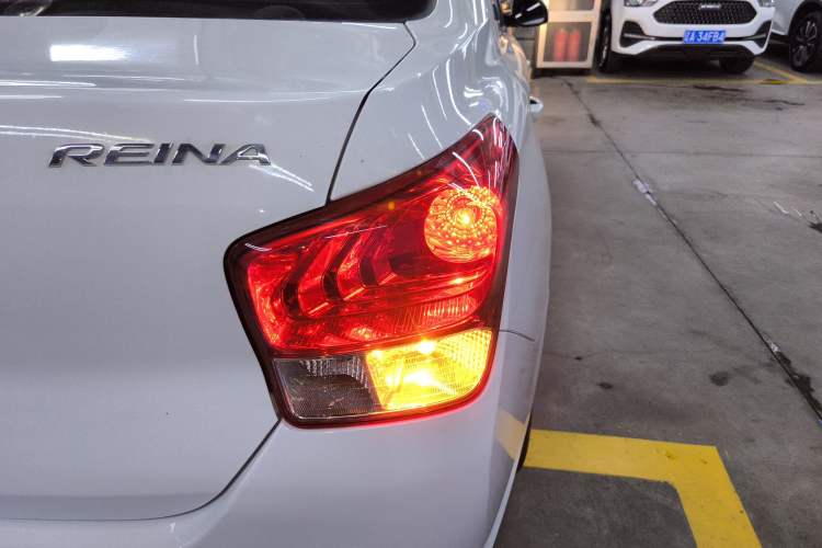 Used Hyundai Verna (older generation) 2020 1.4L Manual GL Refreshed Edition Exterior 3