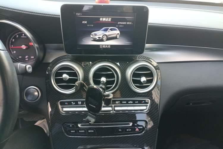 Used Mercedes-Benz GLC 2017 GLC 260 4MATIC Luxury Model
