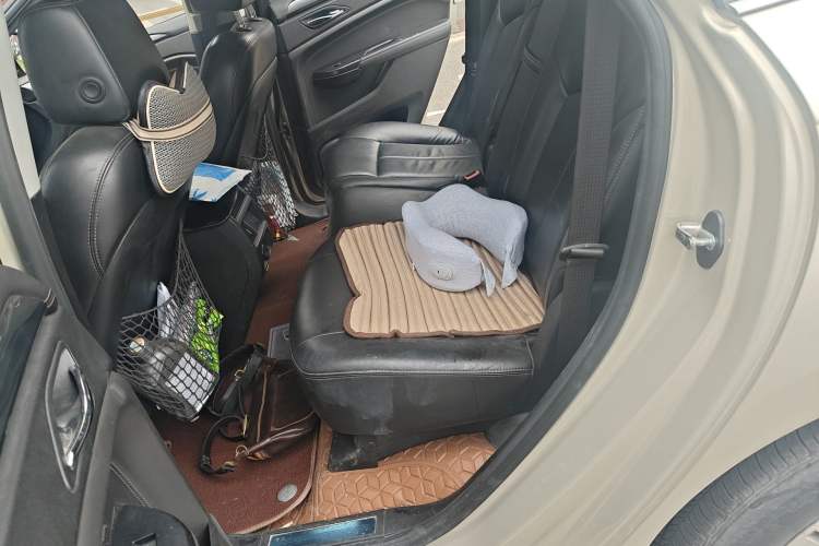 Used Cadillac SRX 2013 3.0L Comfort Model Left Rear Seat