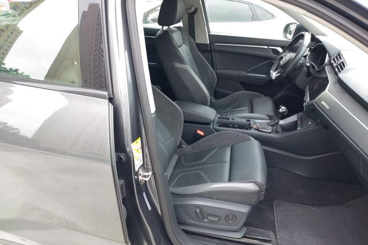 Used Audi Q3 Sportback 2023 40 TFSI Fashion Model Right Front Seat