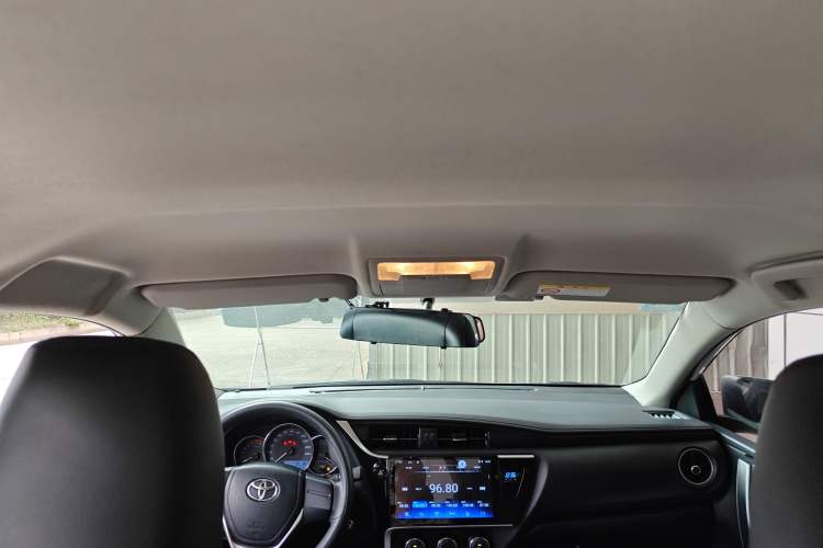 Used Toyota Corolla 2017 Revised Version 1.2T S-CVT GL Headliner