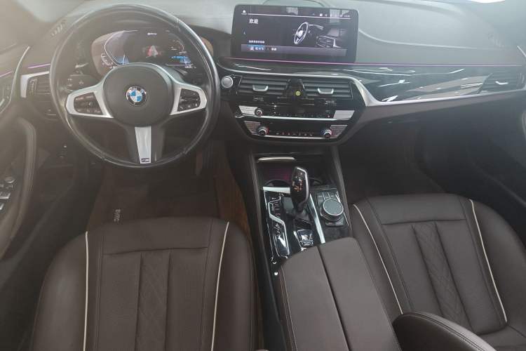 Used BMW 5 Series New Energy 2022 535Le M Sport Package Center Console