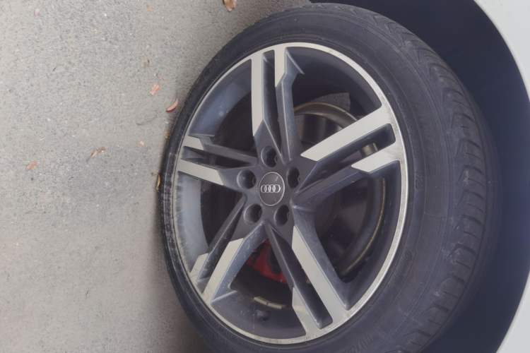 Used Audi A4L 2020 40 TFSI Luxury Dynamic Model Exterior 5