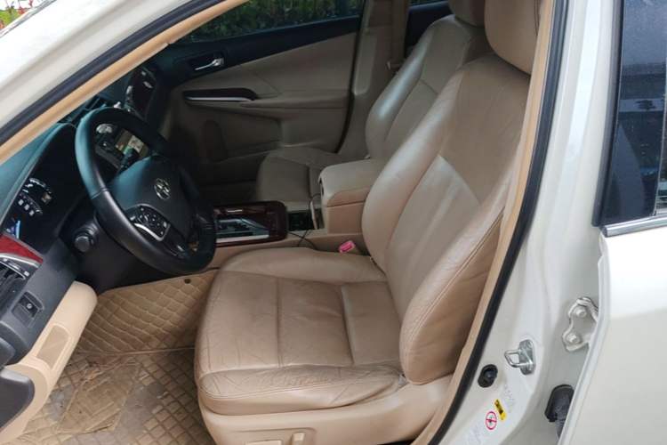 Used Toyota Camry 2012 2.5G Luxury Navigation Edition
