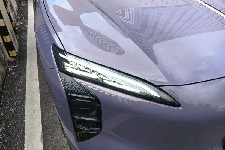 Used Hongqi Tiangong 08 2025 680 Ultra Four-Wheel-Drive Version
