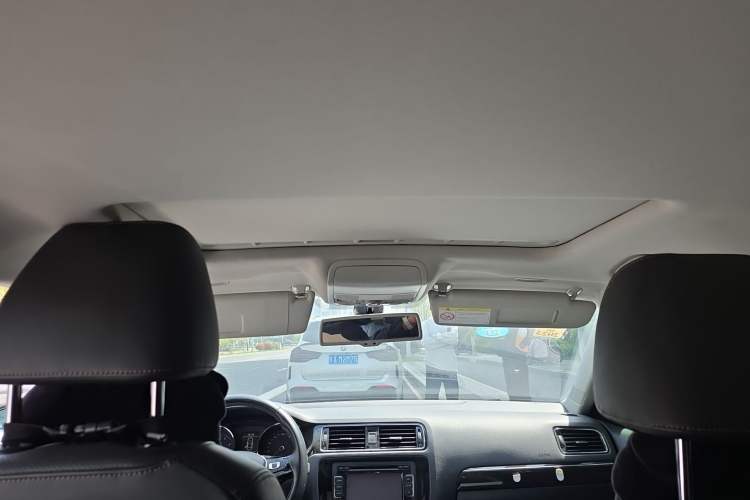 Used Volkswagen Sagitar 2015 280TSI Automatic Flagship Model Headliner