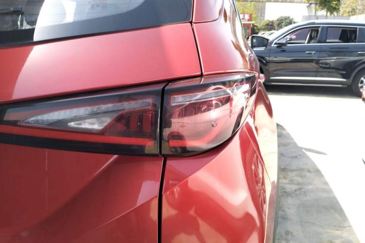 Used SOL X8 2021 300T DCT Panoramic Luxury Edition 5 Seats
