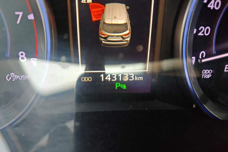 Used Toyota Highlander 2018 2.0T Four-Wheel Drive Luxury Edition 7 Seats China V Emission Standard
