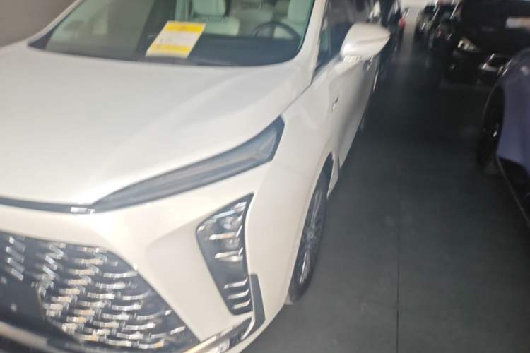 Used Buick GL8 New Energy 2024 Lu Zun Luxury Edition 7-Seater