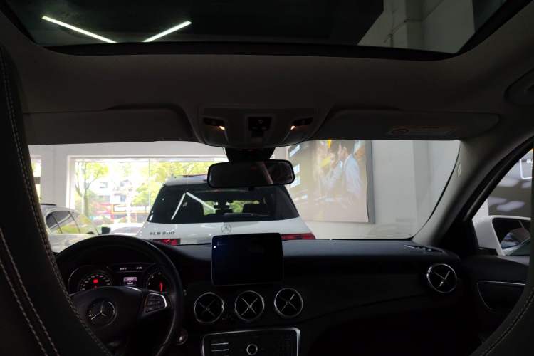 Used Mercedes-Benz GLA 2018 GLA 200 Fashion Model Headliner