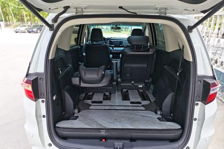 Used Honda Odyssey 2018 2.4L Luxury Edition
