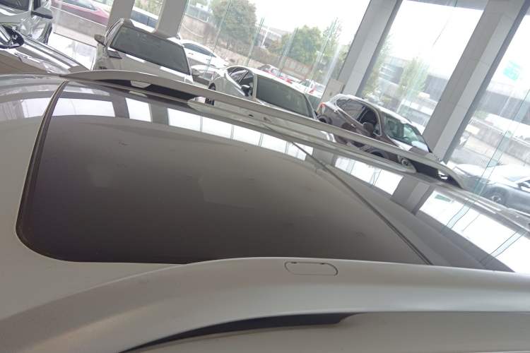 Used Jeep Cherokee 2017 2.0L Superior Edition Roof