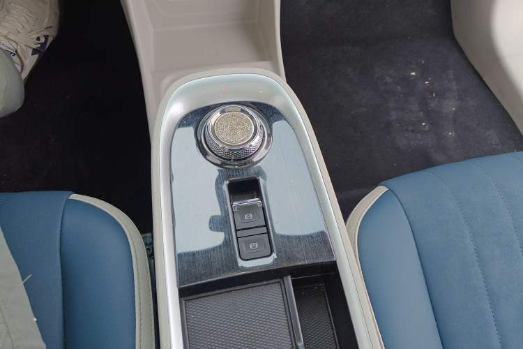 Used ORA Good Cat 2021 400km Standard Range Venus Edition Lithium-Ion Battery
